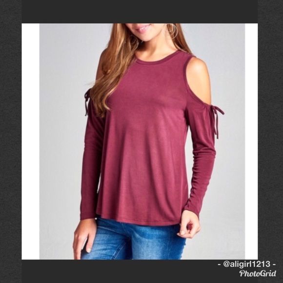 Tops - Open ShoulderTie Sleeves Top